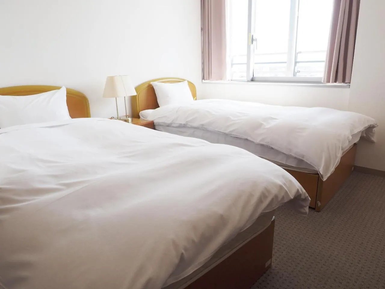 Shin-Osaka Youth Hostel  אוסקה