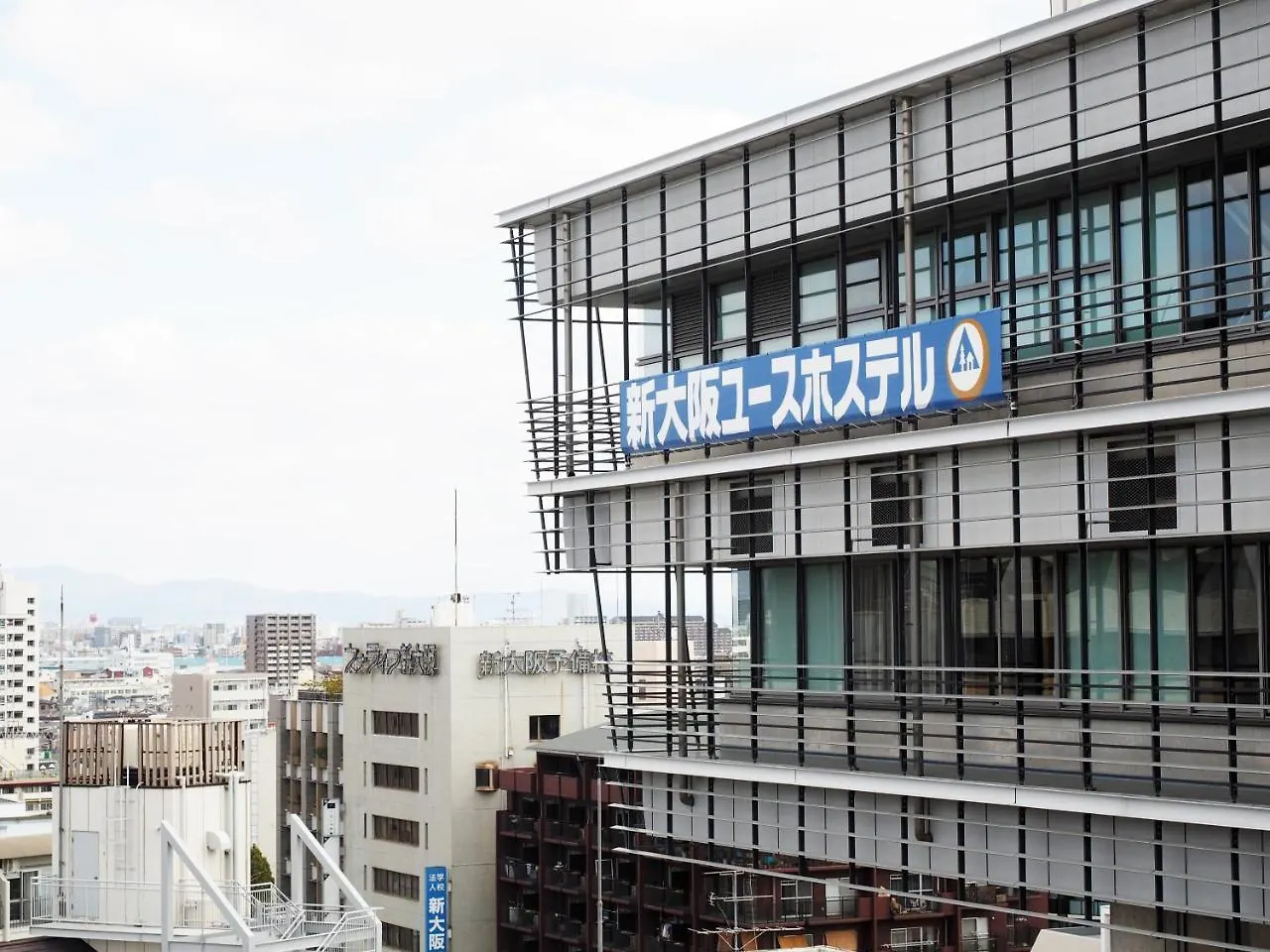 Shin-Osaka Youth Hostel 0*, אוסקה יפן